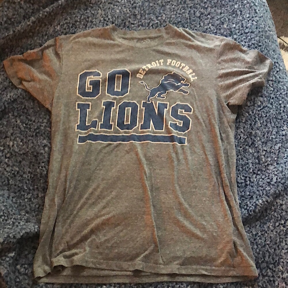 Comfy Lions t-shirt
